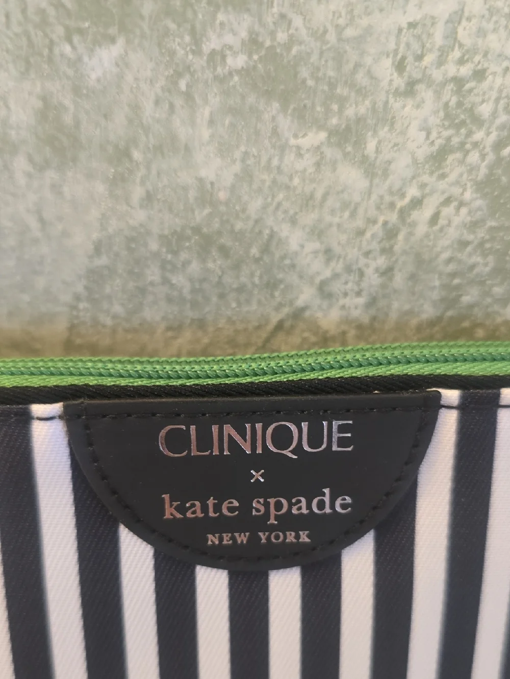 4 Clinique x Kate Spade Cosmetic Bags - Multi Color Sets New